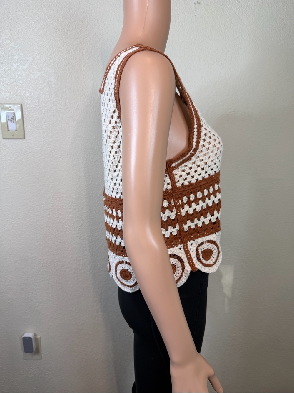 Ultra Pink Crochet Square Neck Tank Top in White and Brown - Picture 5 of 12